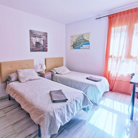 Neptuno Apartment: Sun, Beach And Relax In Huelin Малага Екстер'єр фото